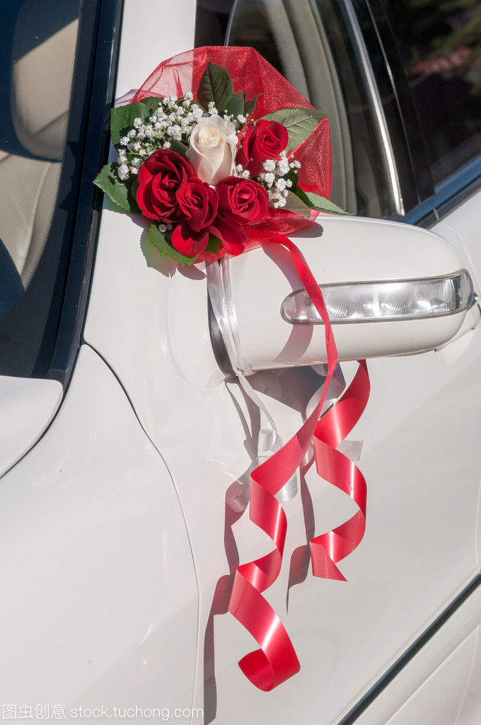 婚禮汽車(chē)裝飾